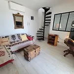 Le Cabanon, Pieds Dans L'Eau, Vue Exceptionnelle
