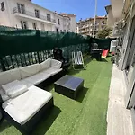 Grand Appartement Proche Palais