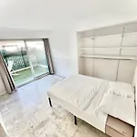 Grand Appartement Proche Palais