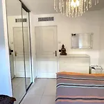 Jolie Appartement De Bord De La Mer Cote D'Azur