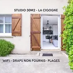 Hyeres Logement Renove A Proximite Des Plages