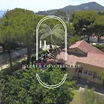 Les Grillons Pieds Dans L'Eau Beau Rivage By Hc