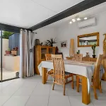Mazet 1 Chambre Avec Jardin