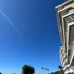 Golfe Juan - Sleeps 4 - Near The Sea