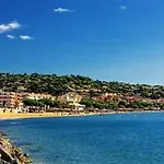 Studio Mezzanine Lumineux A 50M De La Plage - 5 Couchages A Sainte-Maxime - Fr-1-226-474