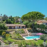 Spacious And Secure Villa With Swimming Pool