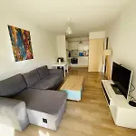 Beach Apartment With Tropical Garden And Mountain View Best Location