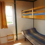 Chalet 4 Pers Avec Piscine Chauffee, Terrasse Et Tv - Maurs - Fr-1-742-538