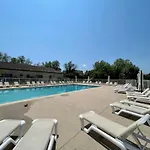 Appartement 212 - Les Suites De Robinson - Residence Avec Piscine En Bord De Siagne, A Mandelieu-La-Napoule