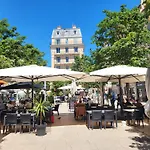 Lumineux T3 Refait A Neuf Dans Le Vieux Toulon Centre