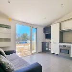 Seafront Apartment 4 People In Domain - 2 Pools