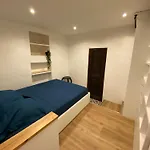 Atypic 3 Bedrooms Triplex With Terrace, 5Km From Nice