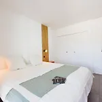 Renovated 1Br Apartment Terrace Walk To Beach