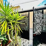 Monaco A 30 Secondes Et Belle Terrasse Tres Calme