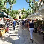 Appartement Bandol Proche Plage, Jardin Prive Et Wifi