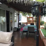 Mobil Home Dans Le Camping 4 Etoiles Le Montourey