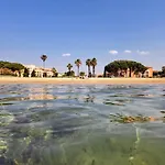 Appartement Face A La Mer Avec Parking
