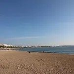 Cannes Conseil Immo - Heart Of Cannes, 2 Rooms, 2 Bathrooms In Front Of Old Port -Els-