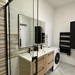 A006 Superbe Appartement Dans Le Carre D'Or-Cannes