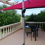 Au Reveil Des Cigales