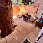 Sympathique Studio En Rez De Jardin Dans Residence