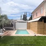Villa Appartement 3 Chambres, Refait A Neuf, Piscine, Proche Mer Et Gare