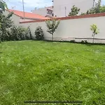 Villa Appartement 3 Chambres, Refait A Neuf, Piscine, Proche Mer Et Gare