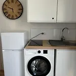 1 Bed Room Flat - Jean Medecin - Central Station