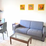 Appartement 202 - Les Suites De Robinson - Residence Avec Piscine En Bord De Siagne, A Mandelieu-La-Napoule