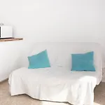 Location T2 Au Lavandou, Terrasse, Clim, Parking, Proche Plage Et Centre, 4 Couchages - Fr-1-803-46