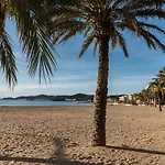 T2 Au Lavandou: 4 Pers, Face Mer, Terrasse, Plage A 1 Min, Parking Prive - Fr-1-803-38