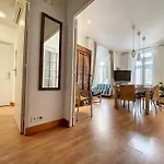 En Centre Ville Magnifique Pied A Terre Ran44