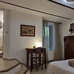 Mas De La Petite Jeanne