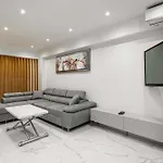 Gorgeous Apartment - Near Beach - 2Br-6P