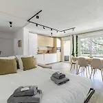 Comfort And Serenity With A-C, Parking And Balcony