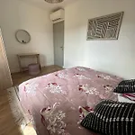 Magnifique Appartement T3 Renove Avec Gout Au Coeur Des Vignes