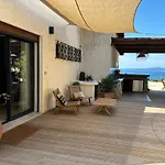 Maison Lumio