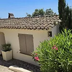 Charmante Villa Renovee Avec Piscine Privee Et Climatisation, 3 Chambres, 6 Personnes - Fr-1-768-98