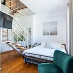 Massena Street - 1 Bdr Duplex With Ac & Parking