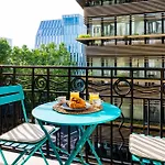 Charming Appartment In Porte De Clichy