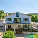 Maison St Tropez Dans Les Vignes