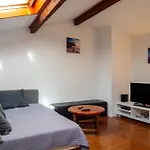Maison Roxane