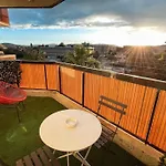 Studio Lumineux, Terrasse, Piscine Proche Plages