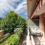 Appartement 2P Renove Avec Terrasse Au Port De Nice