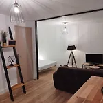 Cosy Studio Renove Style Industriel