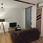 Cosy Studio Renove Style Industriel