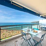 Holiday On The Beach, Bnb Rickeys
