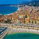 La Villa - Centre - Jardin - Parking Privee - Climatisation