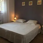 Maison Dans Residence Avec Piscine Et Tennis