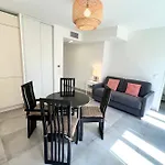 Old Antibes - 4 Beds - Private Parking